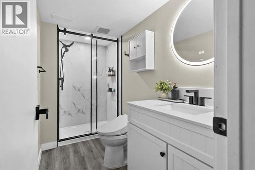136 Parkglen Crescent Se, Calgary, AB - Indoor Photo Showing Bathroom