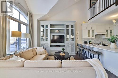 12 - 3353 Liptay Avenue, Oakville (Bc Bronte Creek), ON - Indoor Photo Showing Living Room
