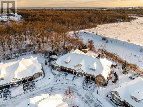 12 - 3353 Liptay Avenue, Oakville (Bc Bronte Creek), ON - Outdoor With View