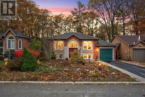 12 BRILLINGER DRIVE  Wasaga Beach, ON L9Z 1L4