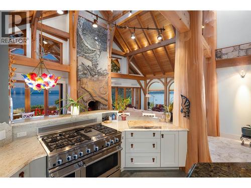 5871 Sunshine Coast Highway, Sechelt, BC - Indoor