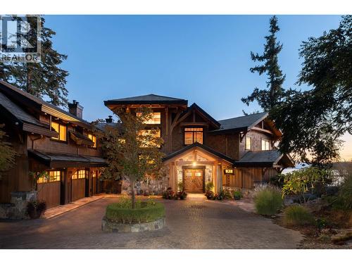 5871 Sunshine Coast Highway, Sechelt, BC - Outdoor