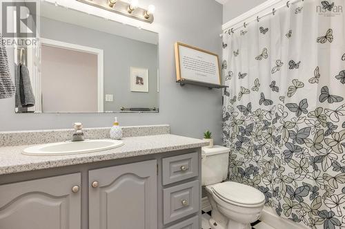 Main Bath - 19 Newport Drive, Fall River, NS - Indoor Photo Showing Bathroom
