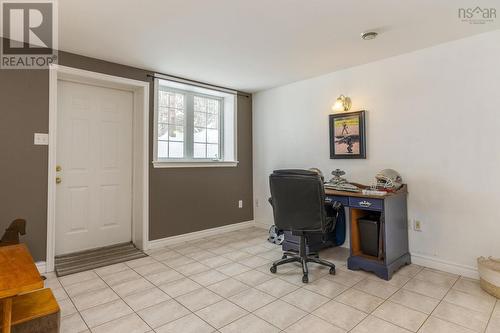 Office - 19 Newport Drive, Fall River, NS - Indoor Photo Showing Office