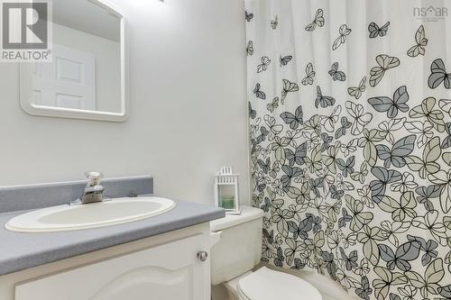 Lower Level Bath - 19 Newport Drive, Fall River, NS - Indoor Photo Showing Bathroom