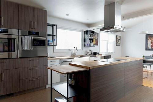 121 Aldershot Boulevard, Winnipeg, MB - Indoor Photo Showing Kitchen