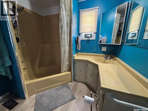 13 Golfview Crescent, Kindersley, SK 