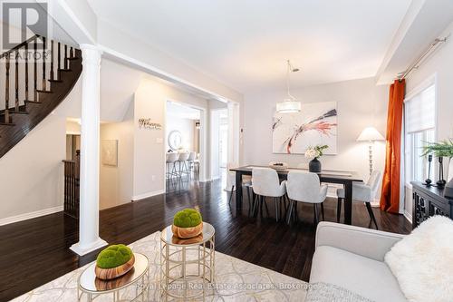 39 Wildflower Lane, Halton Hills, ON - Indoor Photo Showing Living Room