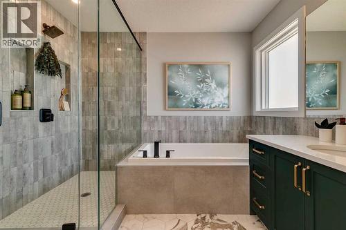 182 Setonstone Green Se, Calgary, AB - Indoor Photo Showing Bathroom