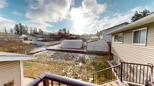 304 30Th Avenue, Cranbrook, BC - Outdoor