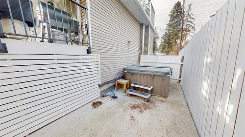 304 30Th Avenue, Cranbrook, BC - Outdoor With Exterior