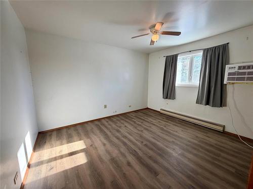 118 Wright Avenue E, Angusville, MB - Indoor Photo Showing Other Room