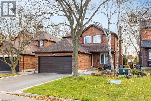 4384 TREETOP Court  Mississauga, ON L5L 3M7