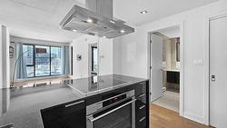 525-738 Rue St-Paul O.  Montréal (Ville-Marie), QC H3C 0N5