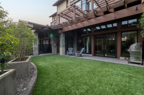 108-2049 Country Club Way, Langford, BC - Outdoor
