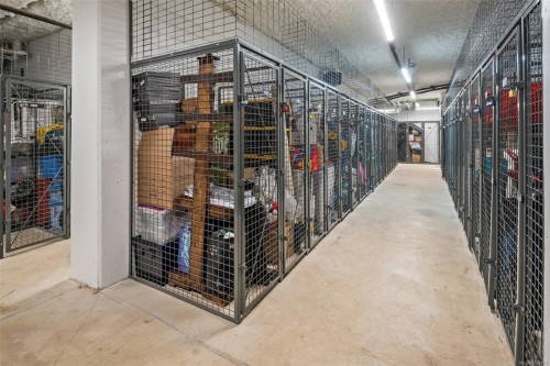 530-920 Reunion Ave, Langford, BC - Indoor