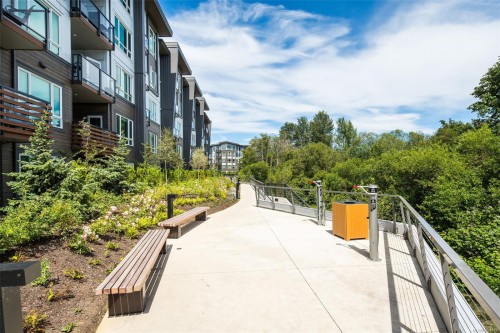 530-920 Reunion Ave, Langford, BC - Outdoor