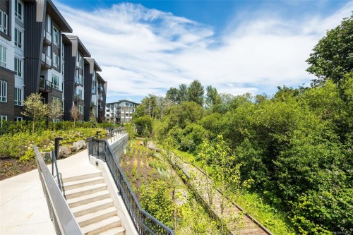 530-920 Reunion Ave, Langford, BC - Outdoor