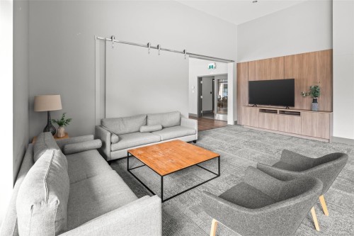 530-920 Reunion Ave, Langford, BC - Indoor Photo Showing Living Room