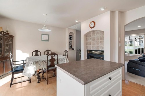 13-920 Brulette Pl, Mill Bay, BC 