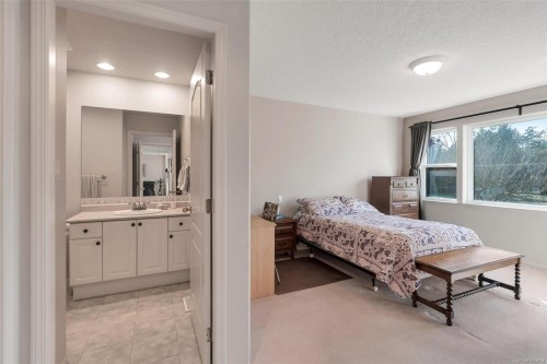 13-920 Brulette Pl, Mill Bay, BC 