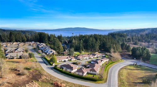 13-920 Brulette Pl, Mill Bay, BC 