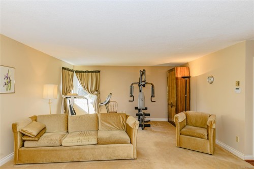 4727 Treetop Hts, Saanich, BC 