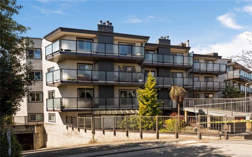 402-1241 Fairfield Rd, Victoria, BC - Outdoor