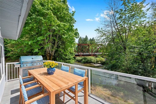 160 Cowichan Lake Rd, Lake Cowichan, BC 