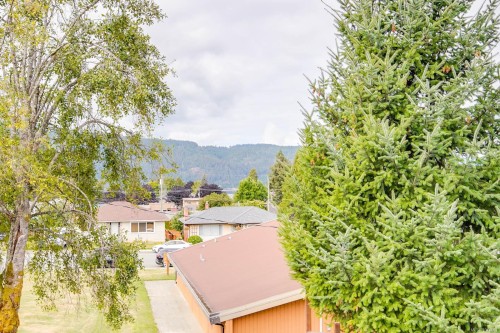 2588 11Th Ave, Port Alberni, BC 