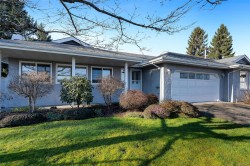 38-2560 Wilcox Terr  Central Saanich, BC V8Z 6Z8