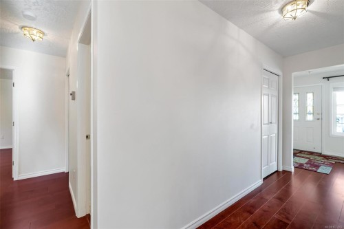 38-2560 Wilcox Terr, Central Saanich, BC 