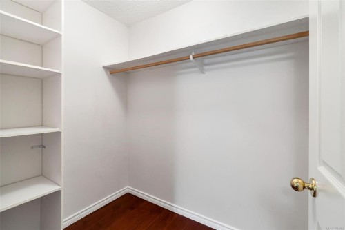 38-2560 Wilcox Terr, Central Saanich, BC 