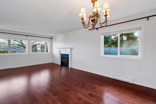 38-2560 Wilcox Terr, Central Saanich, BC 