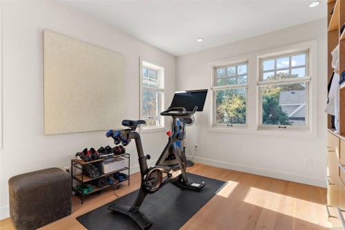 614 Monterey Ave, Oak Bay, BC 