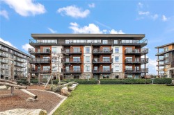 402-2500 Hackett Cres  Central Saanich, BC V8M 0C1