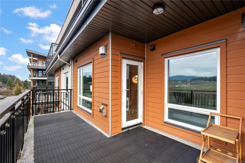402-2500 Hackett Cres, Central Saanich, BC - Outdoor With Exterior
