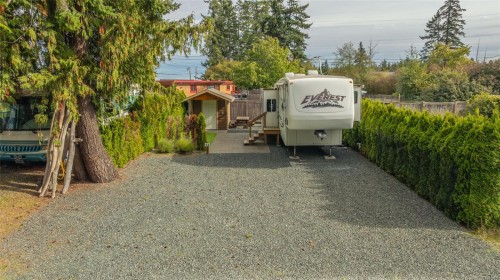 44-6050 Island Hwy, Qualicum Beach, BC 