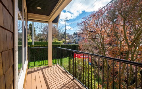 590 Simcoe St, Victoria, BC - Outdoor With Exterior