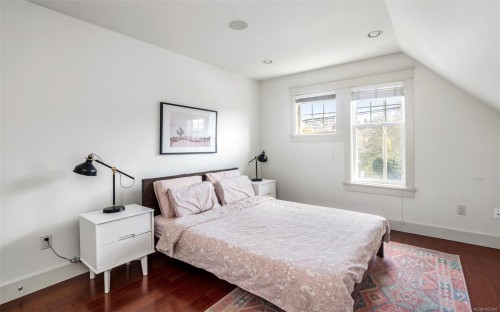 590 Simcoe St, Victoria, BC - Indoor Photo Showing Bedroom