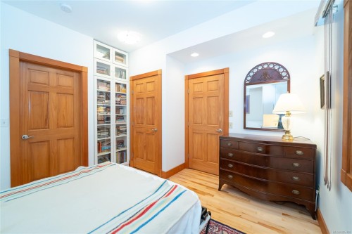 165 Pilkey Point Rd, Thetis Island, BC 