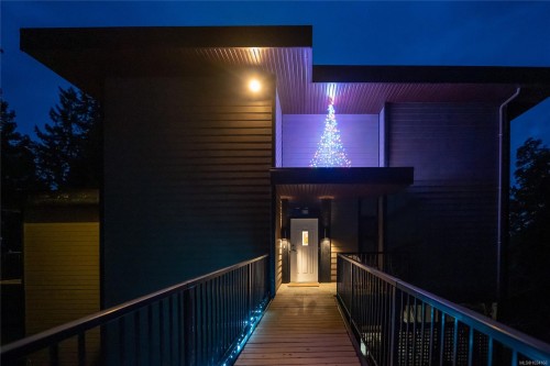 165 Pilkey Point Rd, Thetis Island, BC 