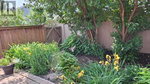11 Foxden Place, Ottawa, ON - Outdoor