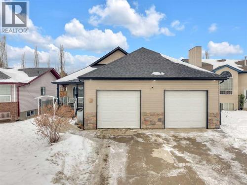 18 Lampard Crescent, Red Deer, AB - Outdoor