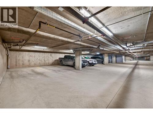 1200 Harrison Place Unit# 306, Kamloops, BC - Indoor Photo Showing Garage