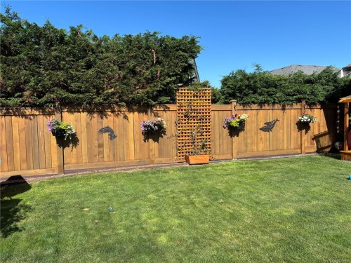 116 Walworth Rd, Campbell River, BC 