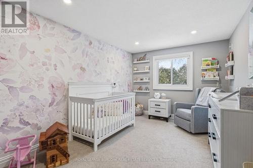 946 Nora Drive, Burlington, ON - Indoor Photo Showing Bedroom