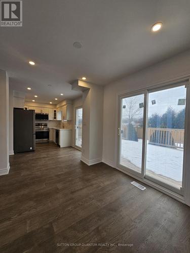 2084 Hunt Crescent, Burlington, ON - Indoor Photo Showing Other Room