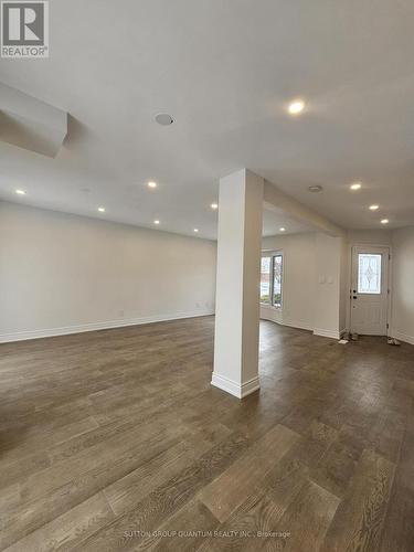 2084 Hunt Crescent, Burlington, ON - Indoor Photo Showing Other Room