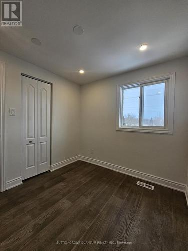 2084 Hunt Crescent, Burlington, ON - Indoor Photo Showing Other Room